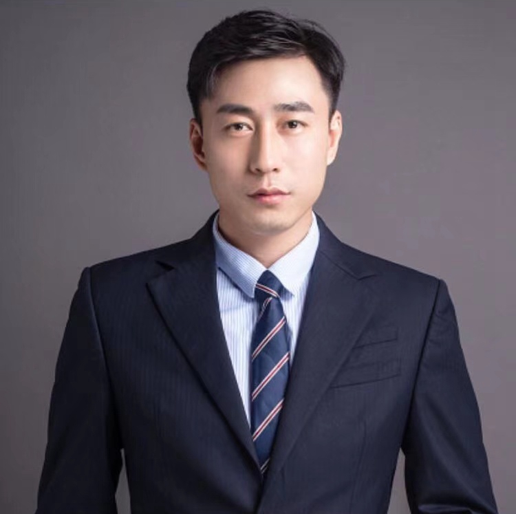 赵崇林灯光与摄影艺术负责人